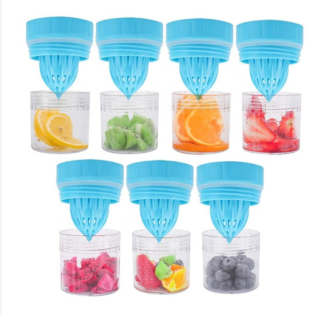 650ml Plastic Fruit Infuser Squeezer Cup 2 in 1 Lemon Water Bottle